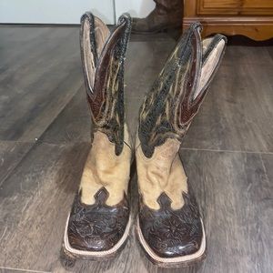 Stetson tooled leather cowboy boots 10 1/2